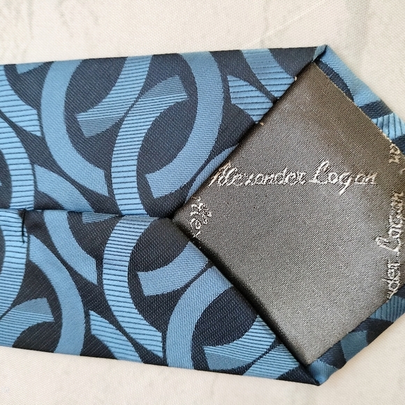 Alexander Logan Tiemart Mens Necktie Tie Blue and Black Link Swirl Formal - Picture 7 of 11